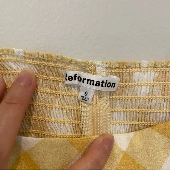 Reformation Meyer Top in Bodie 0 - Picture 10 of 10